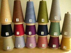 画像2: 綿糸カラー 20/2 高級コーマ糸 コーン巻 100gか200g 17色